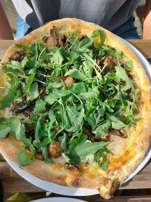 Fungky --- July 4th at Vegan Pizza Bar in Rotterdam