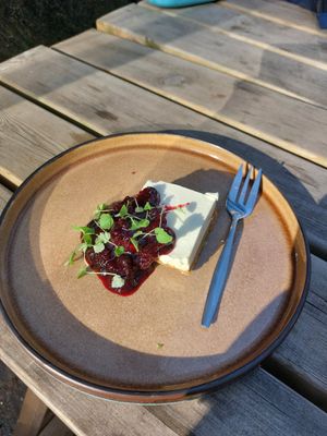 Mon Chou Cherry at Vegan Pizza Bar in Rotterdam