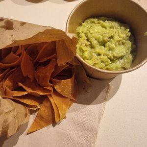 Guacamole&Nachos at El México de Frida in San Luis Potosi