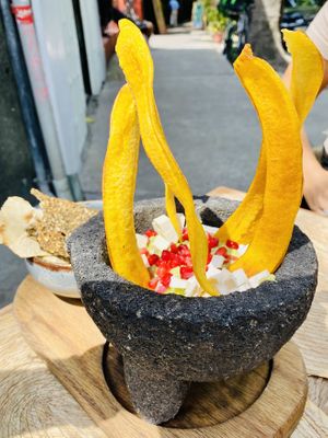 Guacamole   at Ojo de Maíz in Mexico City