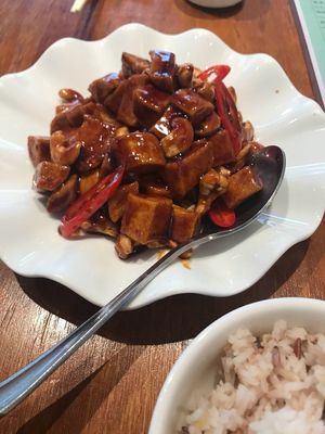 Food at Yuán Shàn SùShí 圓善素食 in Kowloon