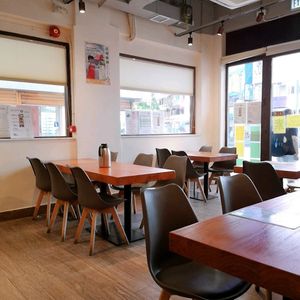 Interior at Yuán Shàn SùShí 圓善素食 in Kowloon