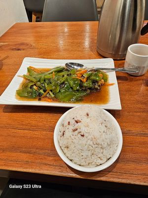 Bitter Melon with Fish 😋😋 at Yuán Shàn SùShí 圓善素食 in Kowloon