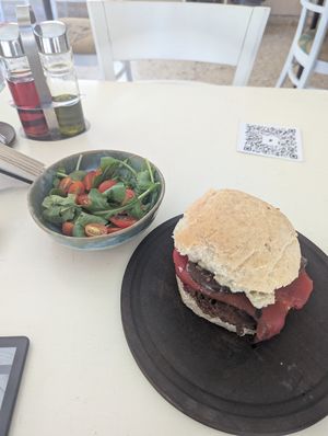 Burger and side salad #Veganuary at Oso Blanco in Mar Del Plata