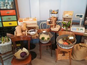 Grocery store  at La Schiscetteria in Milan