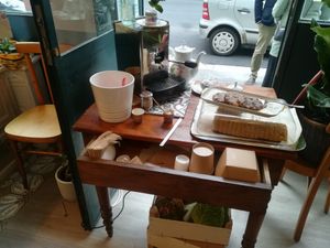 Cafeteria  at La Schiscetteria in Milan