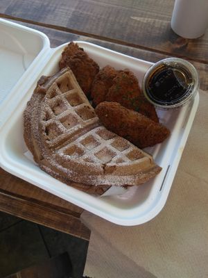 Chicken and waffles 😋 at C4Eats in Hollywood