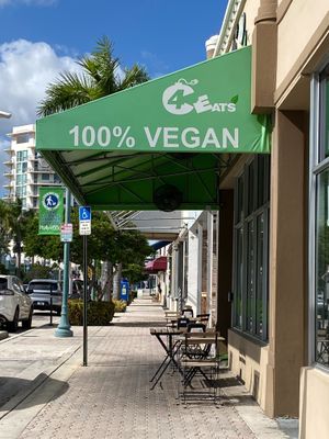 The outside at C4Eats in Hollywood