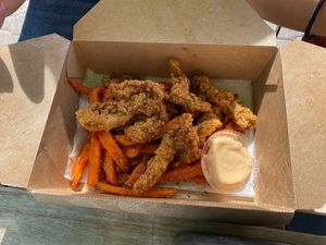 Fried conch with sweet potato fries at C4Eats in Hollywood