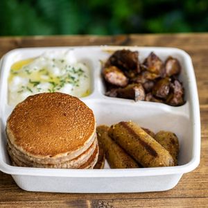 Soy-Free Pancake Breakfast at C4Eats in Hollywood
