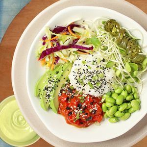 Spicy Tuna Poke served with Wasabi Mayo at Golden State Vegan Sushi in Bangkok