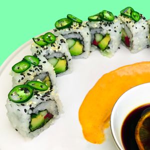 Spicy California Sushi Roll 8 pcs at Golden State Vegan Sushi in Bangkok