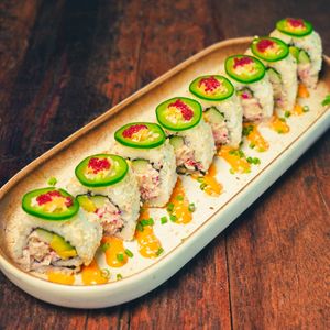 Spicy California - Jackfruit ‘Crab’ Salad, Avocado, Cucumber, Tobiko, Jalapeno, Chili, Sriracha Mayo at Golden State Vegan Sushi in Bangkok
