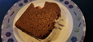 Iced gingerbread (takeaway) at Vegan Earth in Ayr
