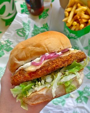 The Other Side Chick (+ Cheese) at Oowee Vegan in South West London