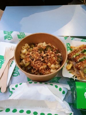 Spicy Mac and cheese at Oowee Vegan in South West London