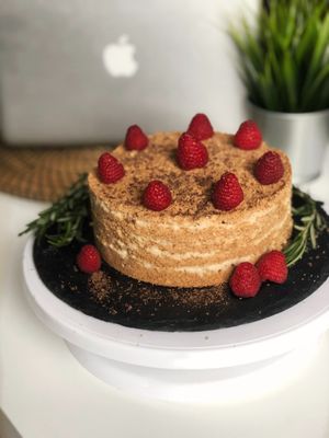 Vegan Торт «Медовик» at Vegan Way MSK in Moscow