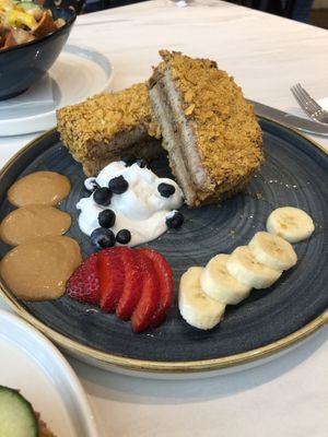 Vegan Crunchy French Toast at Birdie & Co - Mittelstraße in Dusseldorf