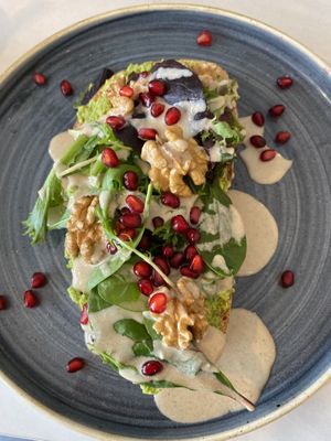 Avocado on toast  at Birdie & Co - Mittelstraße in Dusseldorf