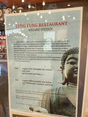 Schild am Eingang at Lung Fung in Neunkirchen