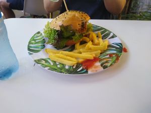 Elite burger and fries at Corazon Contento PDC in Playa Del Carmen