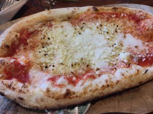 4 cheese pizza (lunch size) and yes 4 vegan cheeses at Vegitalian - Schoutenstraat in Utrecht