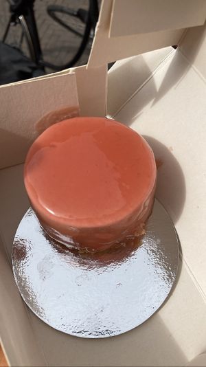 Rhubarb cheesecake. Rich and creamy   at Vegitalian - Schoutenstraat in Utrecht
