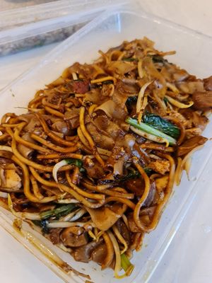 Signature Char Kuey Teow ~ 1/12/21 at No Monkey Business in Northeast Singapore