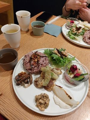 Platter comes with a small soup and an drink at OyOy in Kyoto