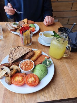 Brekkie at Wanderlust Cafe & Bistro in Edinburgh