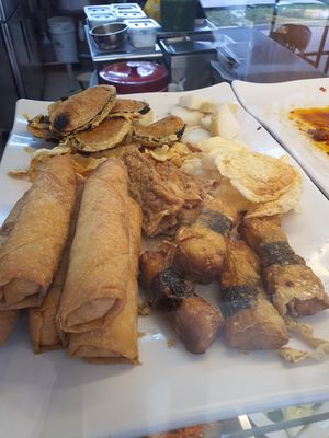 Fried stuff ~ Circuit Breaker Period Phase 2 at Happy Life Vegetarian 喜悦人生素食 in Central Singapore