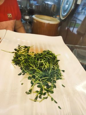 Veggies at Happy Life Vegetarian 喜悦人生素食 in Central Singapore