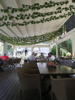 The terrace at Teatris in Galati