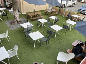 lots of outdoor seating  at Winter Park Biscuit Company in Orlando