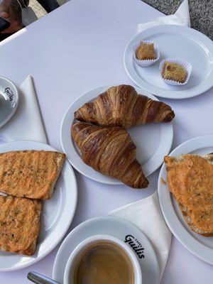 Vegan Croissants at Artepas Artesanos Pasteleros in Tenerife
