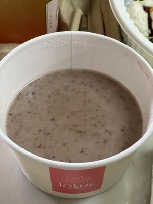 Red bean soup at Lotus Vegetarian 莲心 - Novena in Central Singapore