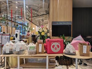 Good business at Lotus Vegetarian 莲心 - Novena in Central Singapore