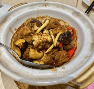 Sesame oil lion’s mane mushroom in hot pot  at Lotus Vegetarian 莲心 - Novena in Central Singapore