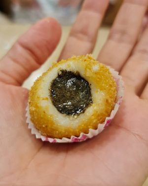 Black Sesame Glutinous Riceball ~ 1/4/22 at Lotus Vegetarian 莲心 - Novena in Central Singapore