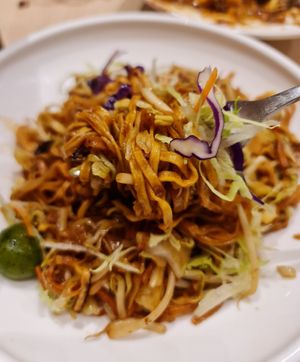 SALTY Ee Fu Noodle  ~ 19/5/22 at Lotus Vegetarian 莲心 - Novena in Central Singapore