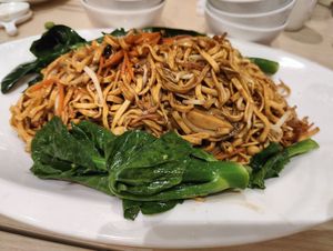 Braised truffle ee-fu noodles at Lotus Vegetarian 莲心 - Novena in Central Singapore