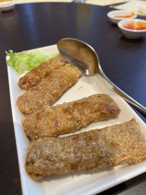 Fried glutinous rice in beancurd skin 7/10  at Lotus Vegetarian 莲心 - Novena in Central Singapore