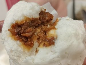 Veggie BBQ Soya-meat Buns
素豪皇叉燒包 at Lotus Vegetarian 莲心 - Novena in Central Singapore