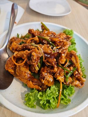 Sweet and sour cripsy Abalone Mushroom ~ at Lotus Vegetarian 莲心 - Novena in Central Singapore