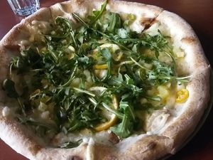 Green arugula - An all right pizza at Vår Pizza in Stockholm
