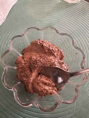 Vegan chocolate mousse  at Cantina da Cooperativa Mula in Barreiro