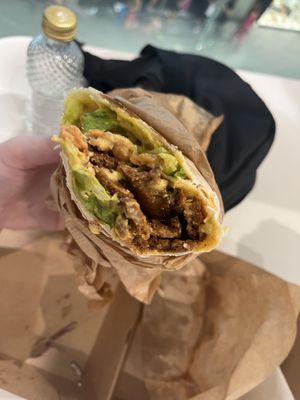 Mai Thai in tortilla   at Mooi in Prague