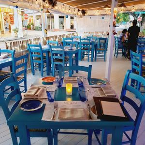 Pretty outdoor seating. The blue 💙 😍 ♥ at Cugini Trattoria Pizzeria in Central Singapore