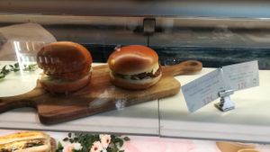 I don't recommand the burger: small, empty, expensive, and not all vegan. at Flower Food in Paris