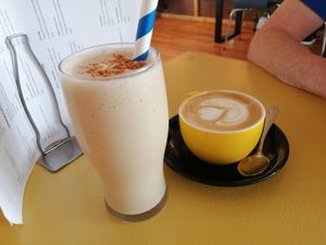 Biscoff milkshake made with oat milk & oat latte at Matthews Yard in Croydon
